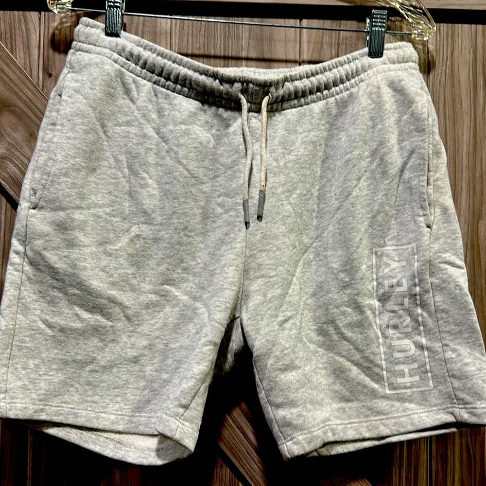 Hurley shorts size small